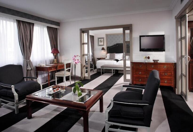 سوییت, Melia Castilla