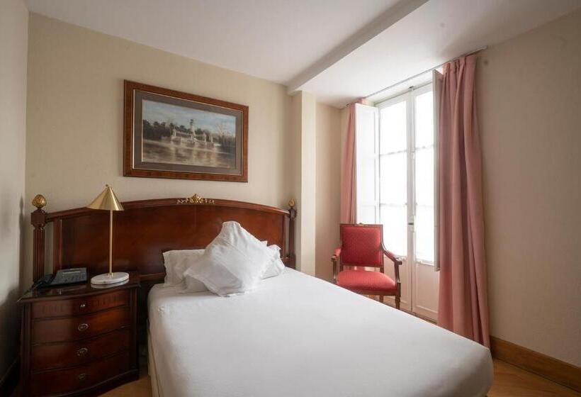 اتاق استاندارد, Miranda & Suizo