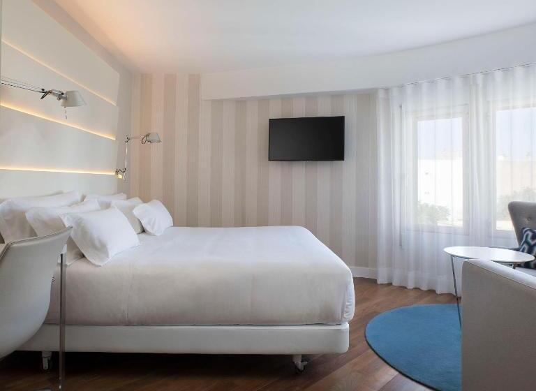 اتاق استاندارد با چشمانداز, NH Madrid Balboa