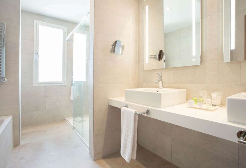 Habitación Superior, NH Madrid Balboa