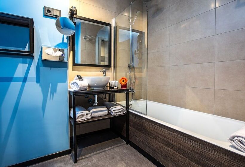 اتاق راحتی سه تخته, Nyx Hotel Madrid By Leonardo Hotels