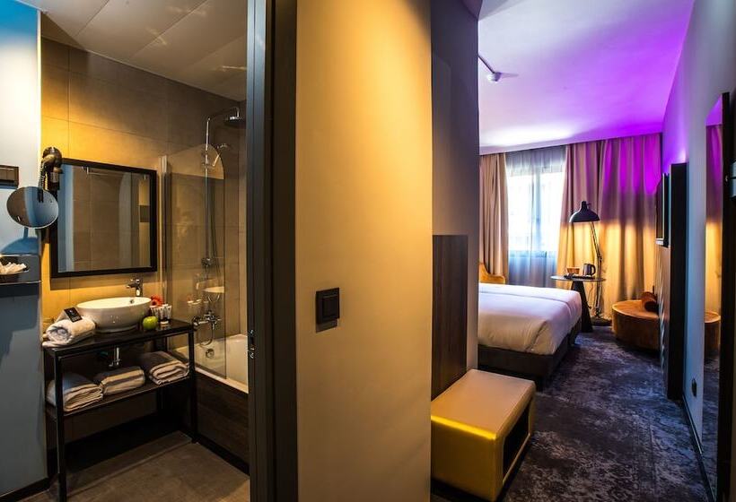 اتاق راحتی سه تخته, Nyx Hotel Madrid By Leonardo Hotels