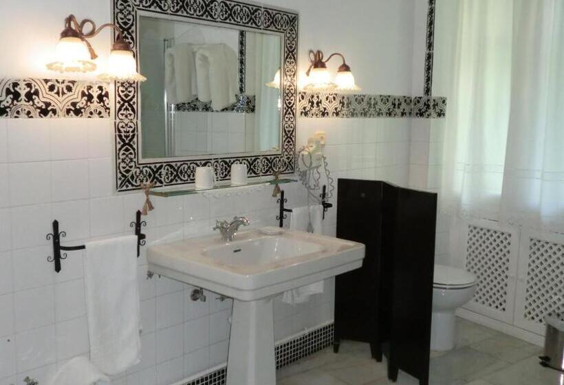 Номер Стандарт, Palacio De La Rambla