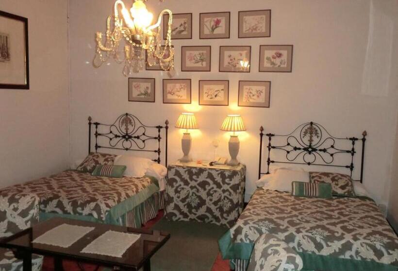 Номер Стандарт, Palacio De La Rambla