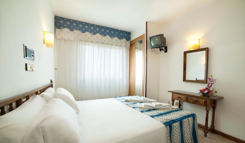 スタンダードルーム, Ria Mar