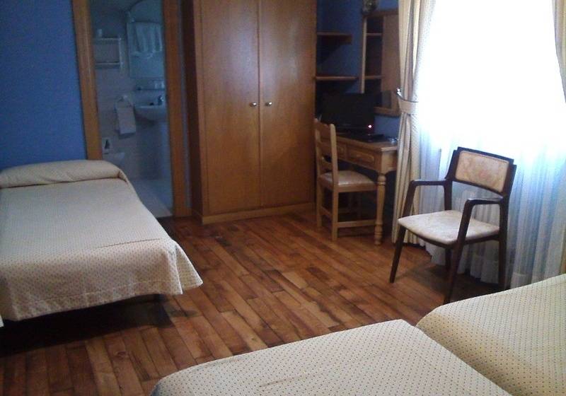 标准三人间, Xabier