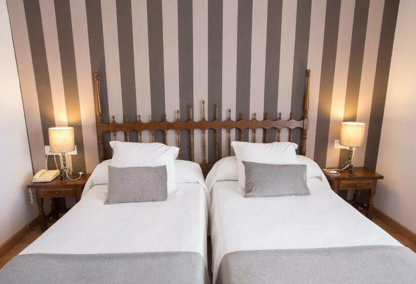 غرفة قياسية, Segle Xx