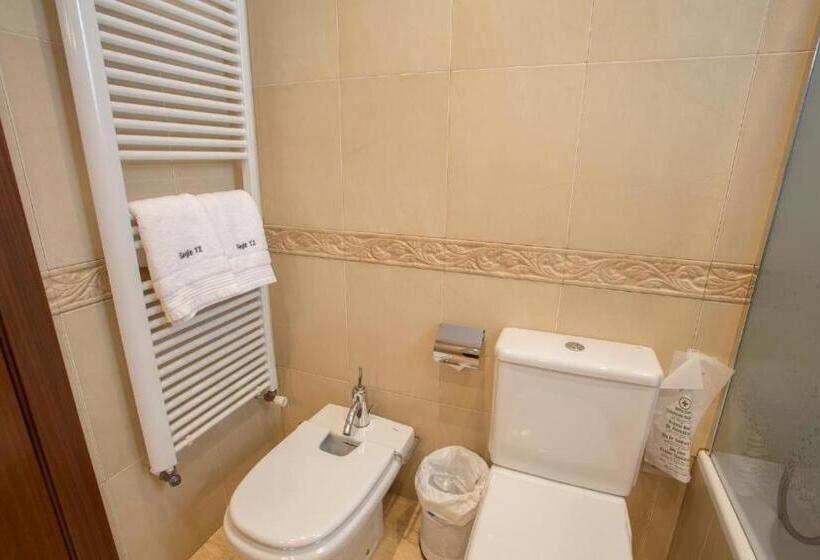 جناح جونيور, Segle Xx