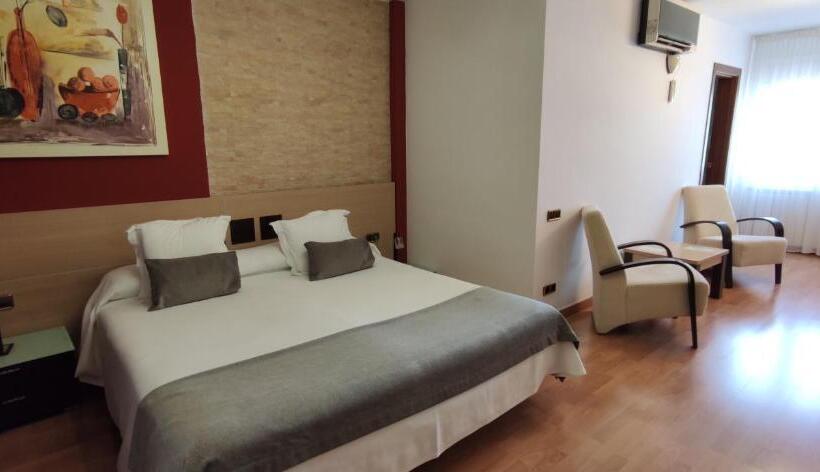 جناح جونيور, Segle Xx