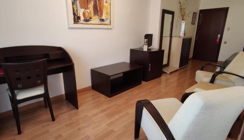 جناح جونيور, Segle Xx