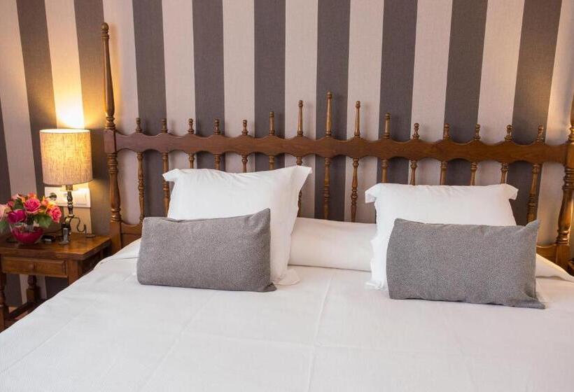 غرفة قياسية ثلاثية, Segle Xx