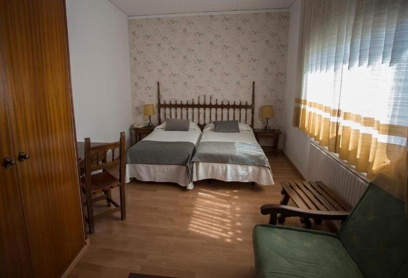 غرفة قياسية ثلاثية, Segle Xx