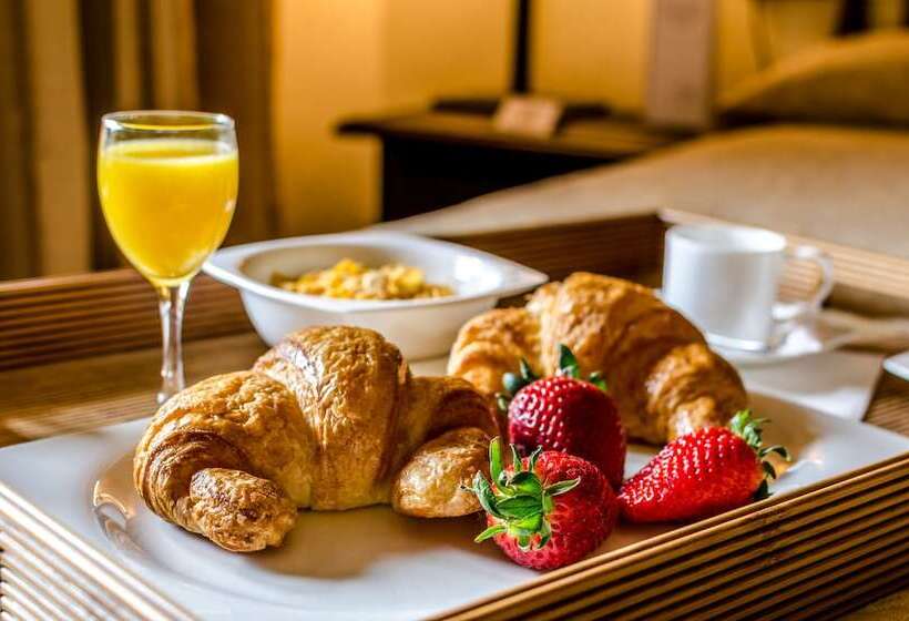 Семейный Номер, Temple Ponferrada