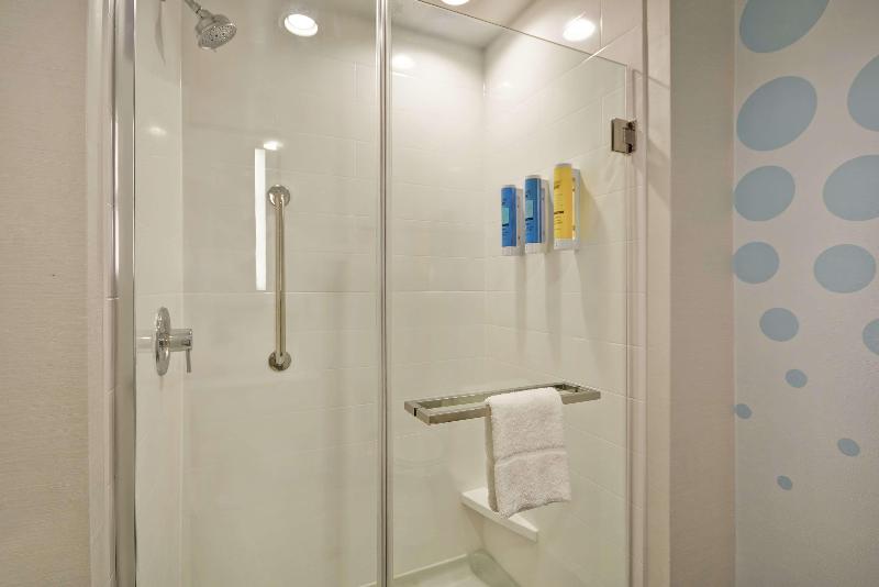 Номер Стандарт, Temple Ponferrada