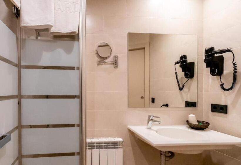 חדר סטנדרט, Jardi Apartaments