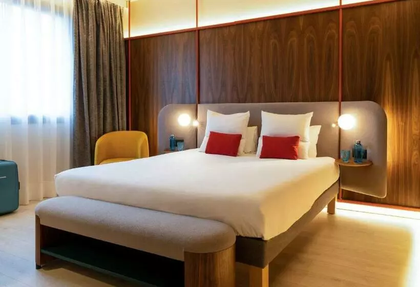 اتاق سوپریور با اتاق نشیمن, Novotel Madrid City Las Ventas