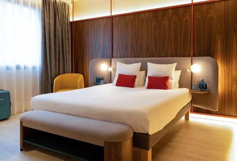 اتاق سوپریور با اتاق نشیمن, Novotel Madrid City Las Ventas