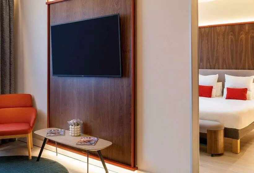 اتاق سوپریور با اتاق نشیمن, Novotel Madrid City Las Ventas