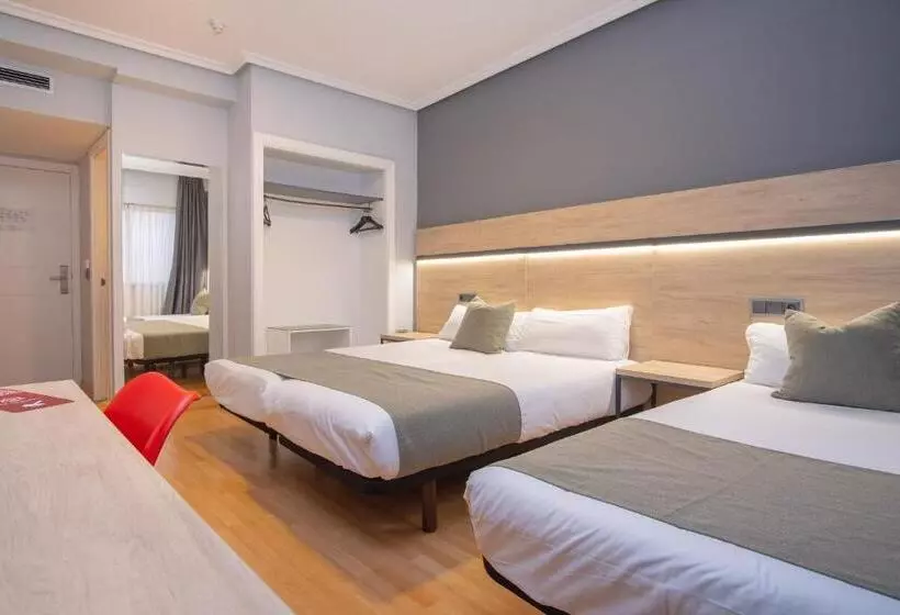 اتاق استاندارد سه نفره, Az Hotel El Príncipe Gimnasio Gratuíto