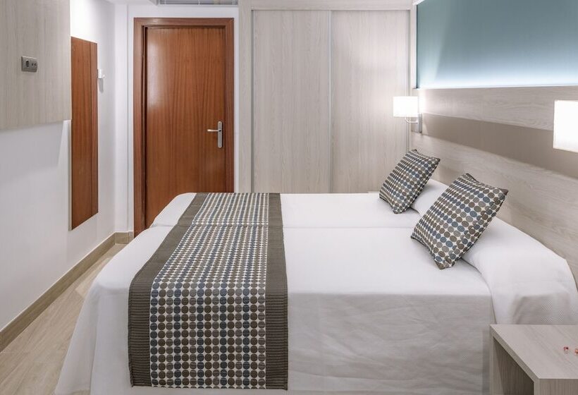 Familiekamer, 4r Miramar Calafell