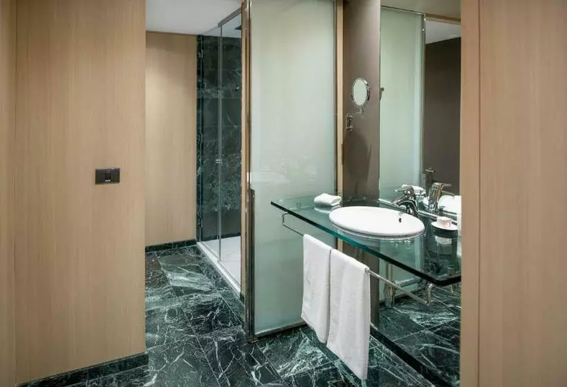 キングサイズベッドのジュニアスイート, Ac Hotel Málaga Palacio By Marriott