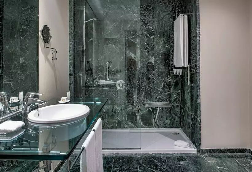 スタンダードインサイドビュールーム, Ac Hotel Málaga Palacio By Marriott
