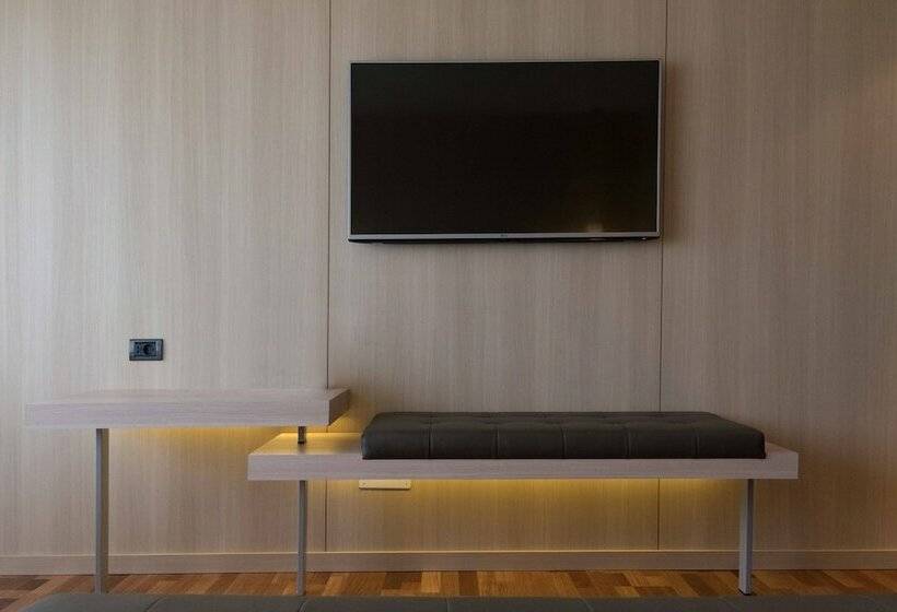 اتاق استاندارد با تخت دوبل و چشمانداز دریا, Ac Hotel Málaga Palacio By Marriott