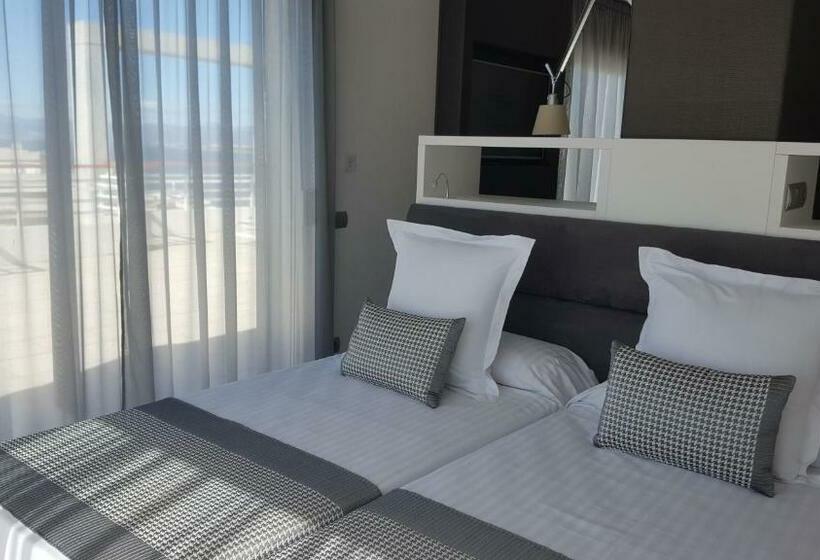 スイート, Golden Acqua Salou