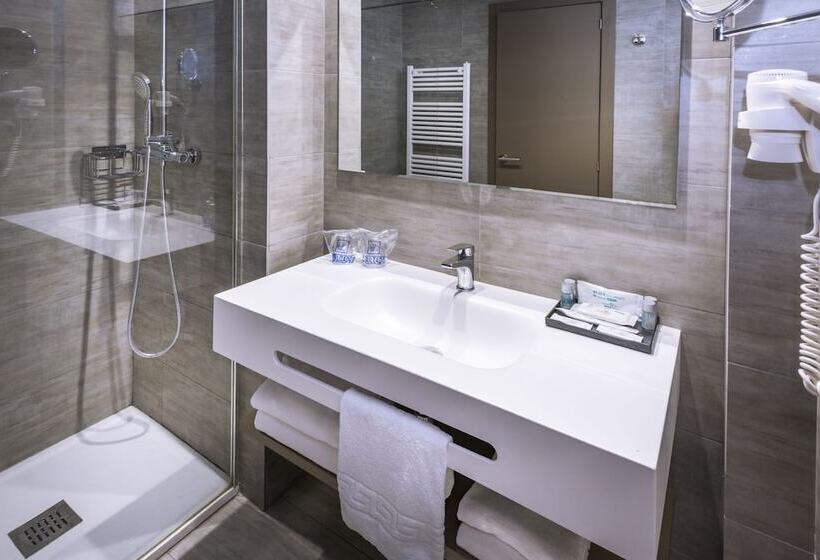 スタンダードトリプルルーム, Golden Acqua Salou