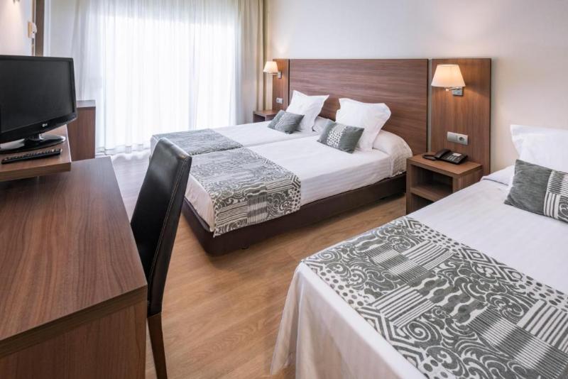 اتاق استاندارد سه نفره, Golden Acqua Salou