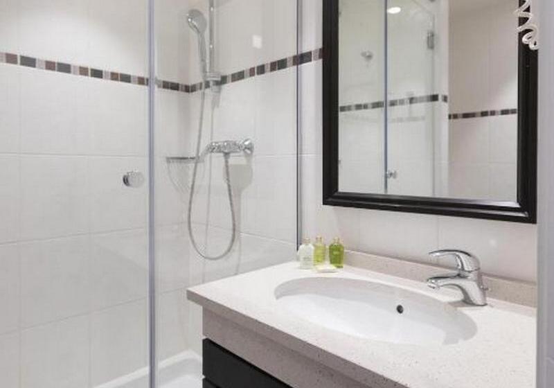 高级三人间, Alba Seleqtta