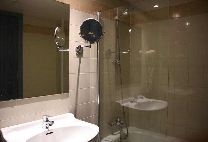 스탠다드 트리플 룸, ALEGRIA Fenals Mar