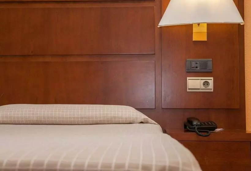 اتاق استاندارد یک نفره, Alexandre Hotel Gala