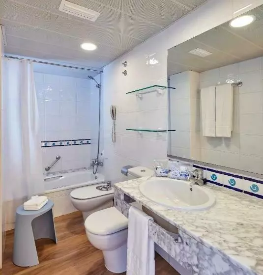 Superior Room Pool View, Anabel