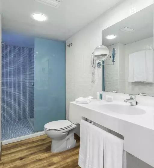 Superior Room Pool View, Anabel