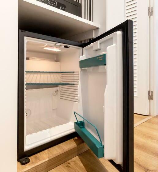 プールの見えるスーペリアルーム, Anabel