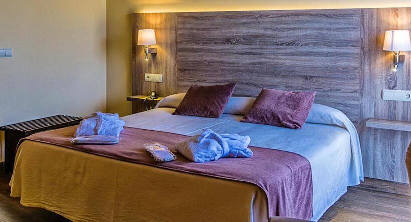 高品质的四人房间, Balneari De Vallfogona De Riucorb