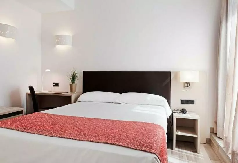 Standard-huone Terassi, Catalonia Hispalis