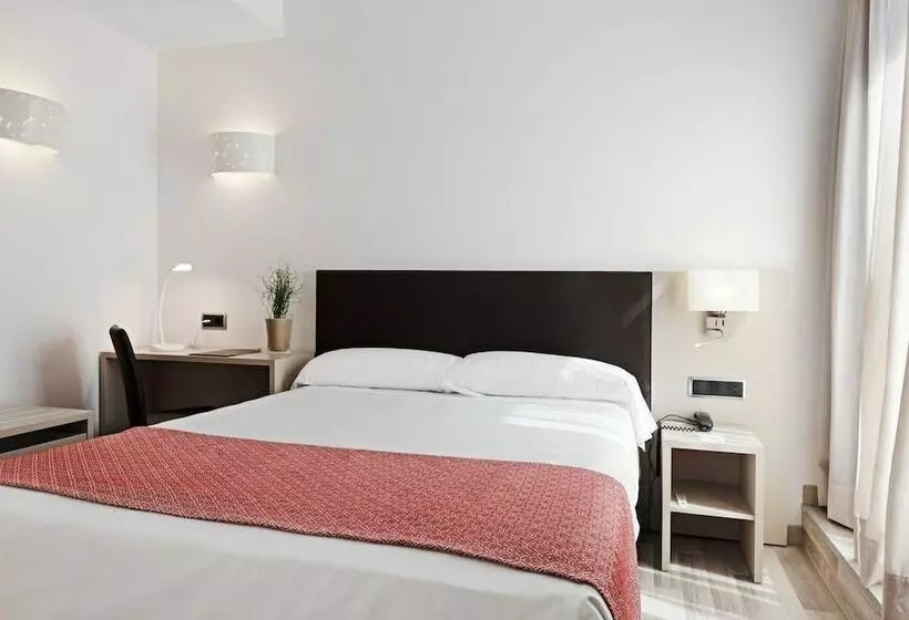Standard-huone Terassi, Catalonia Hispalis