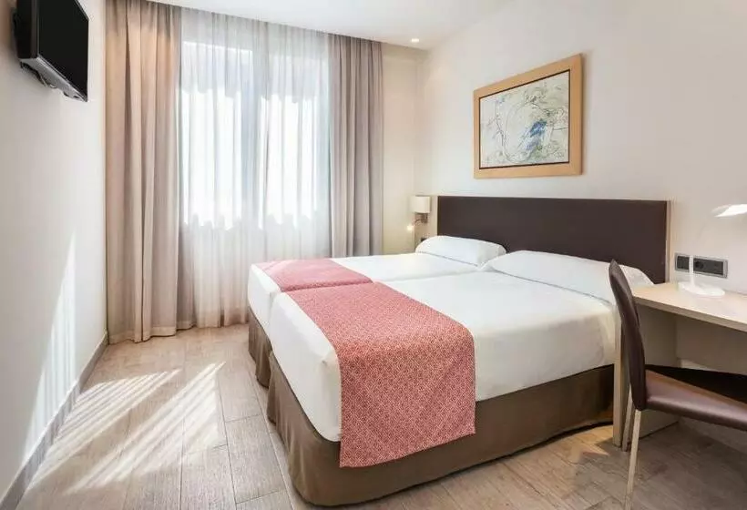 Premium-huone, Catalonia Hispalis