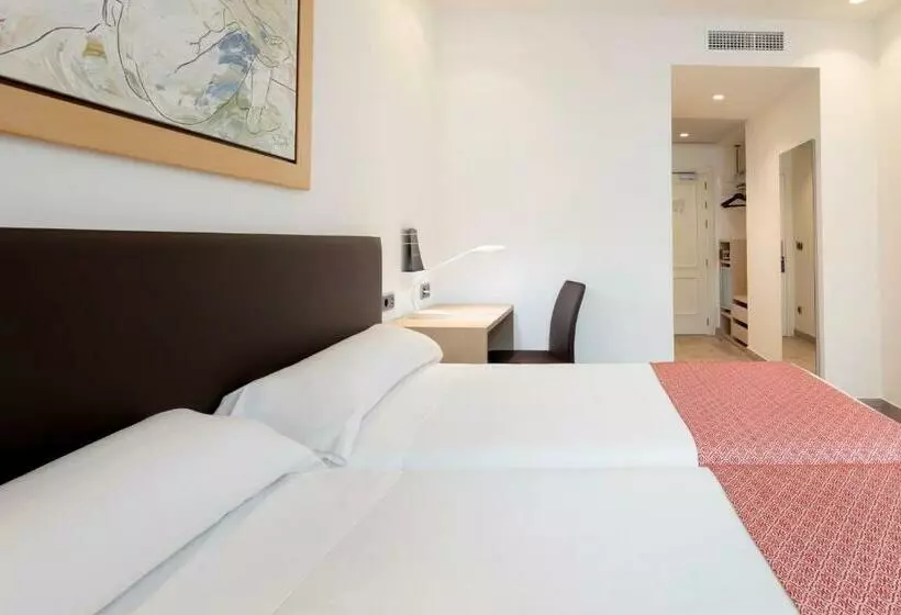 Premium-huone, Catalonia Hispalis