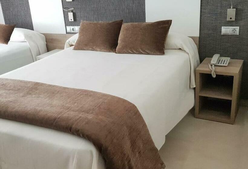 スタンダードトリプルルーム, Cesar Augustus