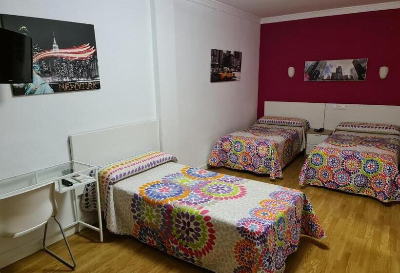 スタンダードトリプルルーム, Dila