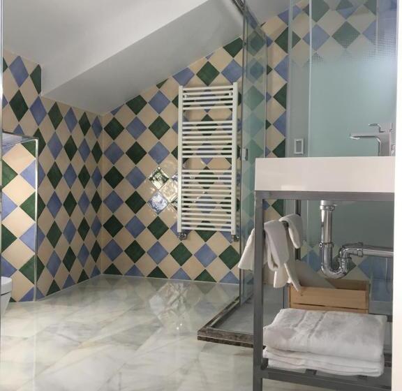 Номер Superior, Don Miguel