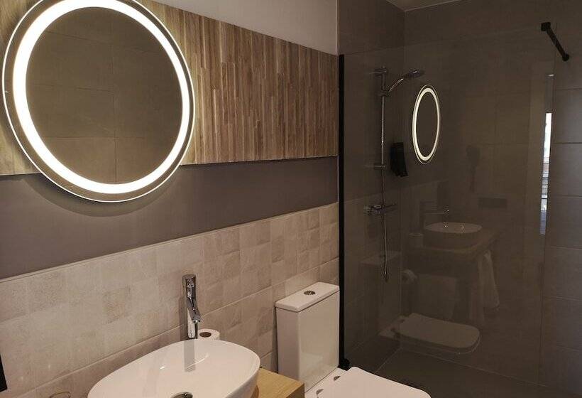 غرفة قياسية, Coral Boutique