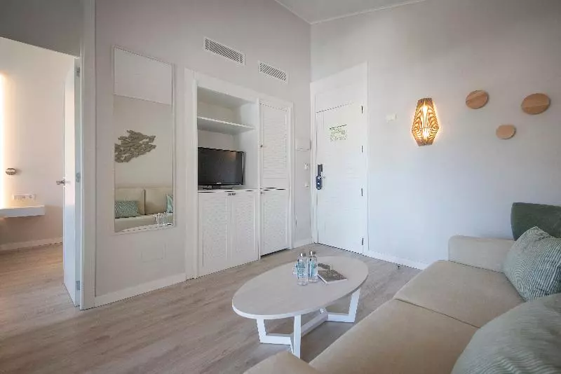 اتاق استاندارد با چشمانداز استخر, Ilunion Hacienda De Mijas