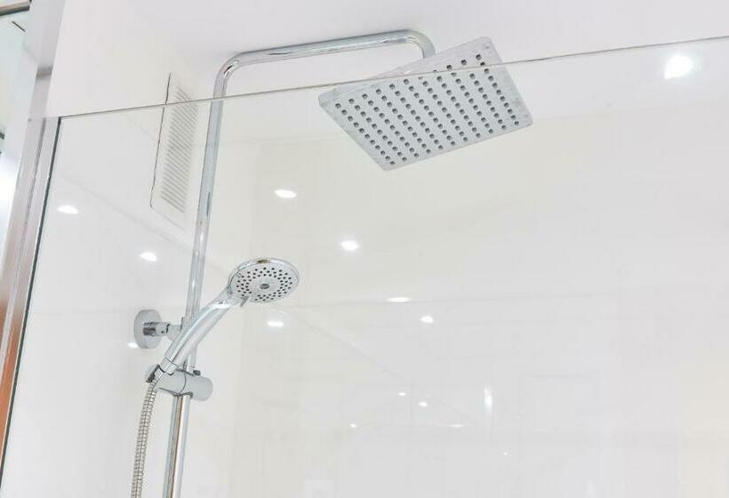 اتاق استاندارد, Los Arcos