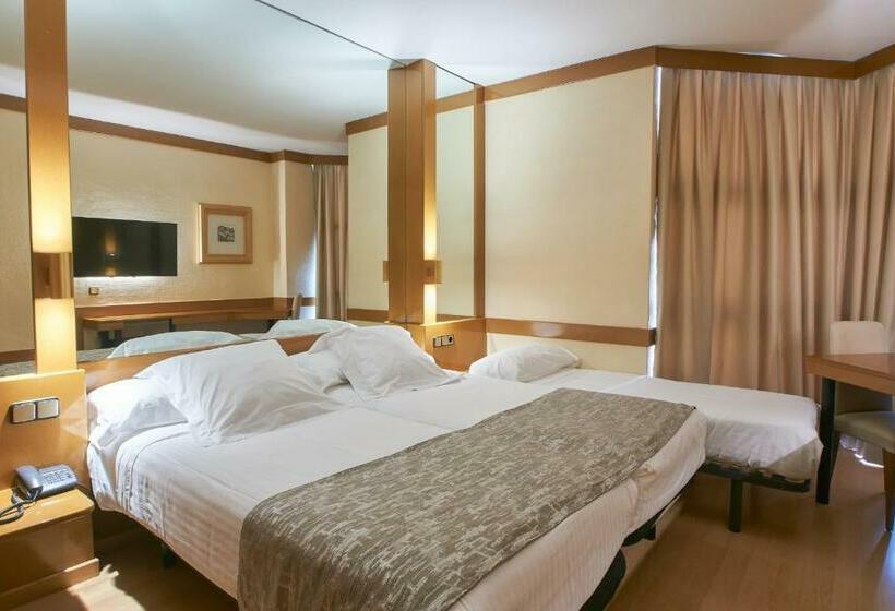 اتاق استاندارد, Los Arcos