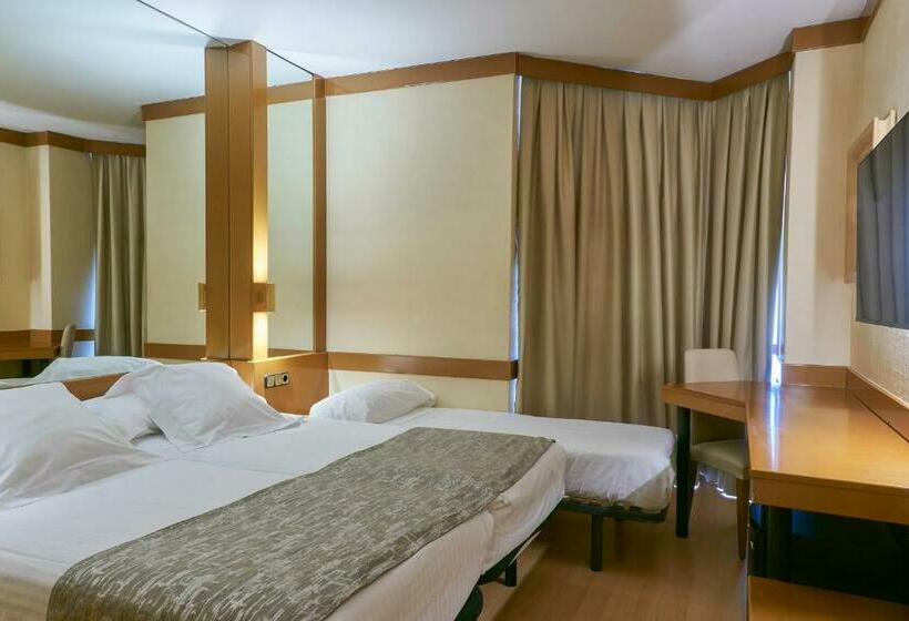 اتاق استاندارد, Los Arcos