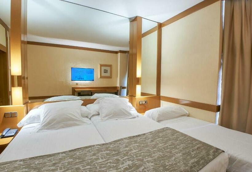 اتاق استاندارد, Los Arcos